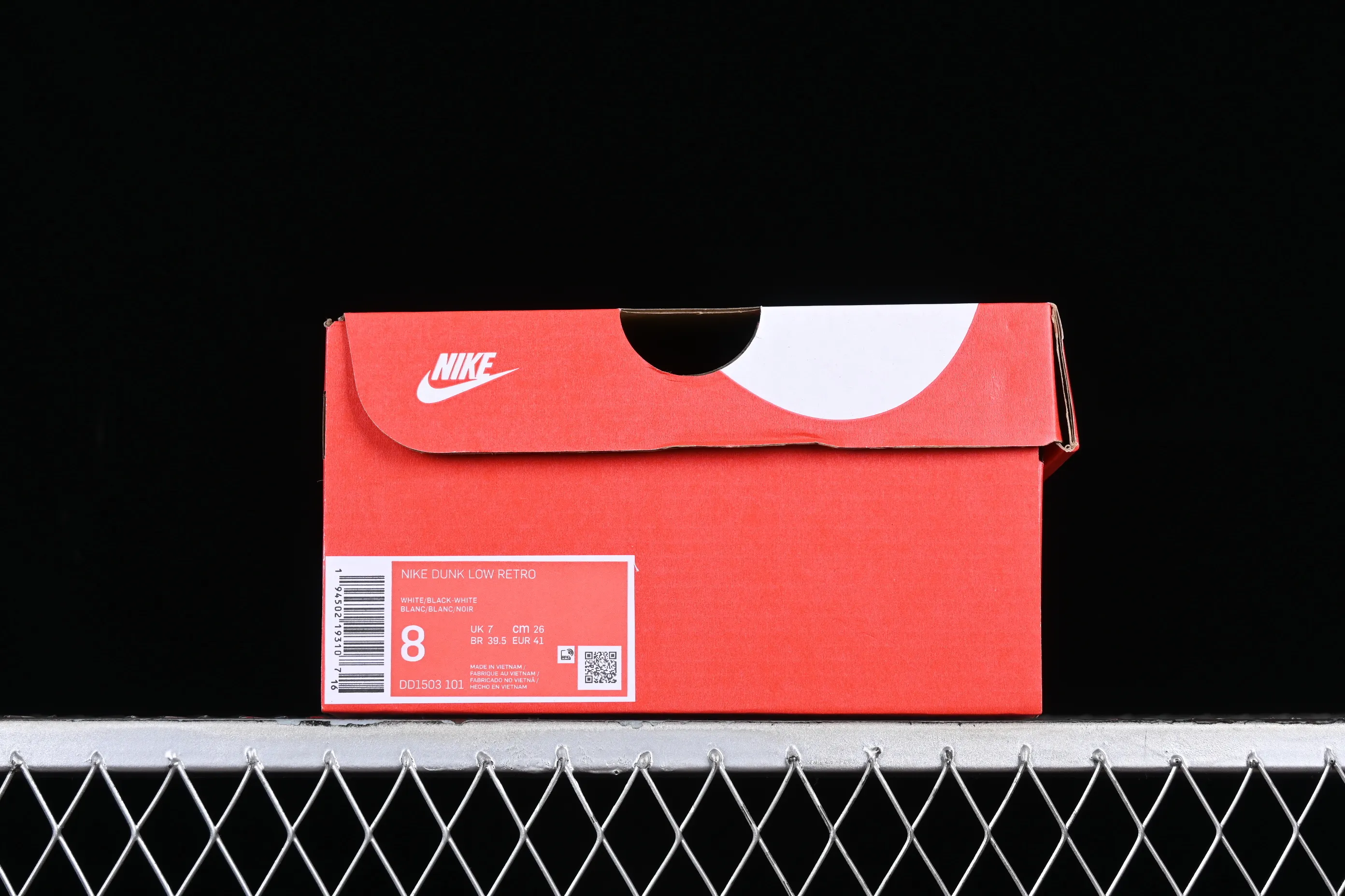 All Categories Nk SB Dunk Series Nk SB Dunk Low Low-top sneakers Nk SB Dunk Low Strap white and gray SB low-top sports and leisure sneakers DD1503-101